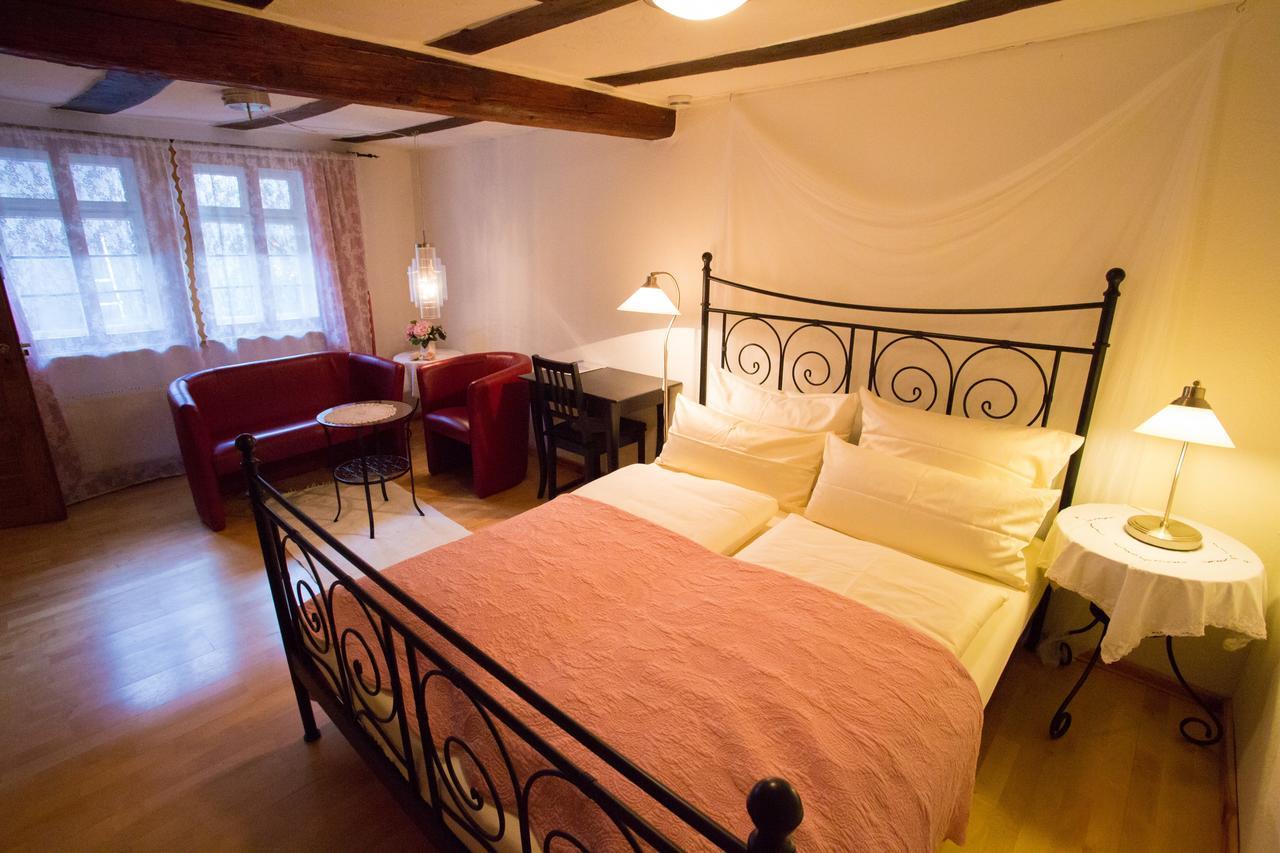 Beate'S Bed & Breakfast Munzenberg Exterior photo